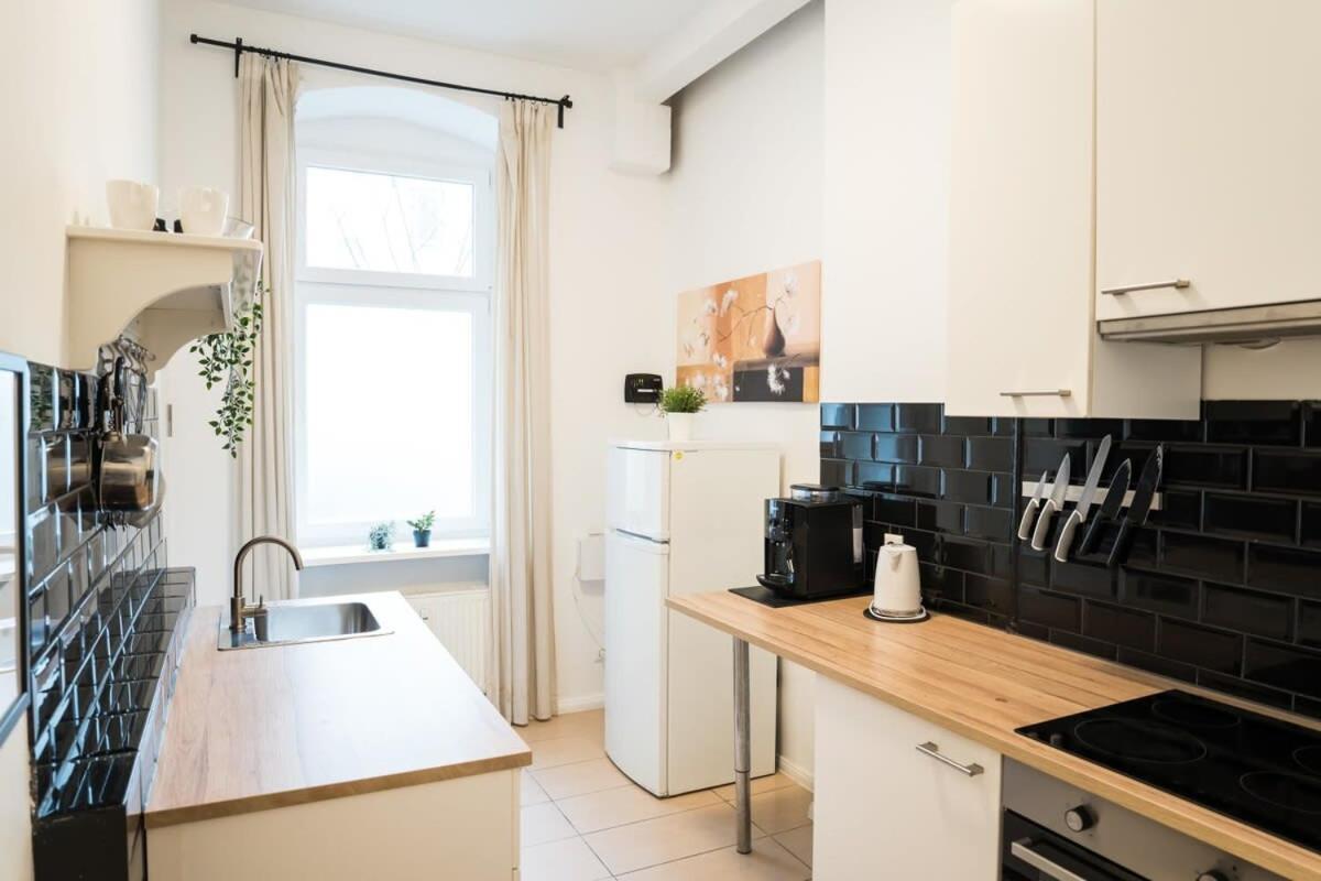 Great Apartment In Berlin Neukoelln Buitenkant foto